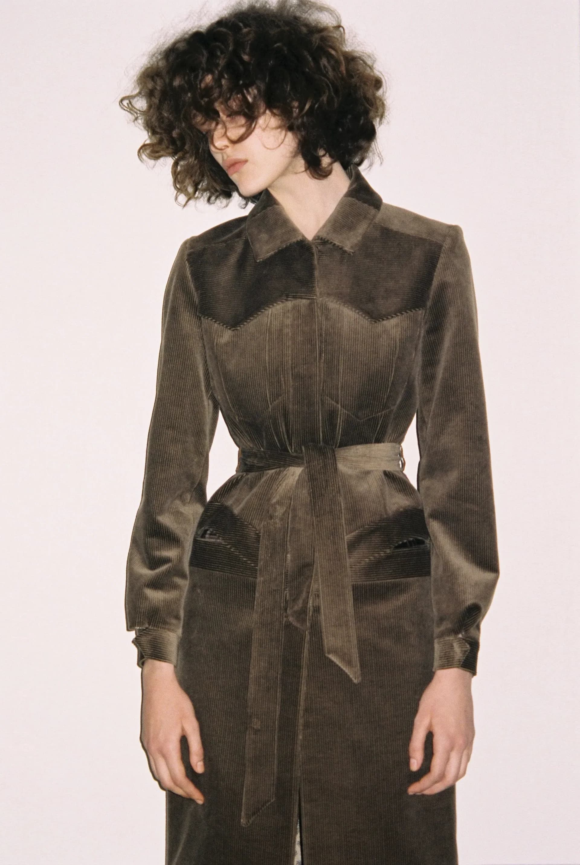 Fall Winter 2019 — image 9.1