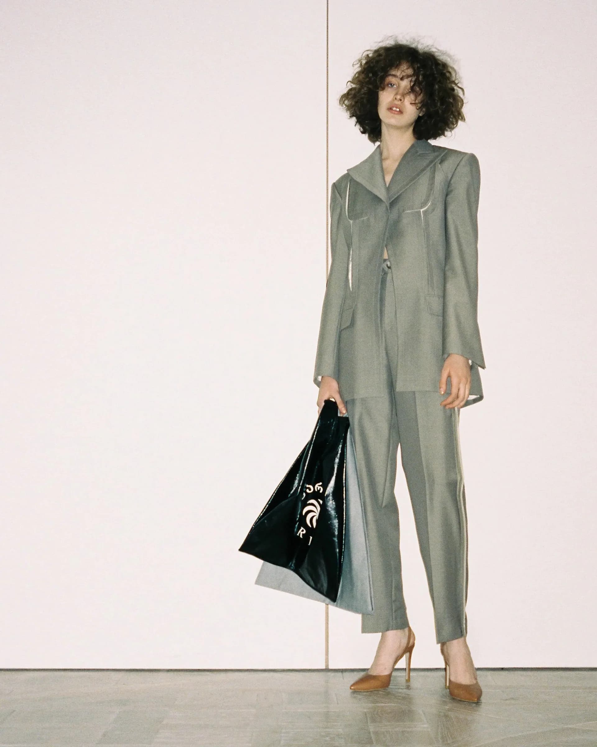 Fall Winter 2019 — image 11.2