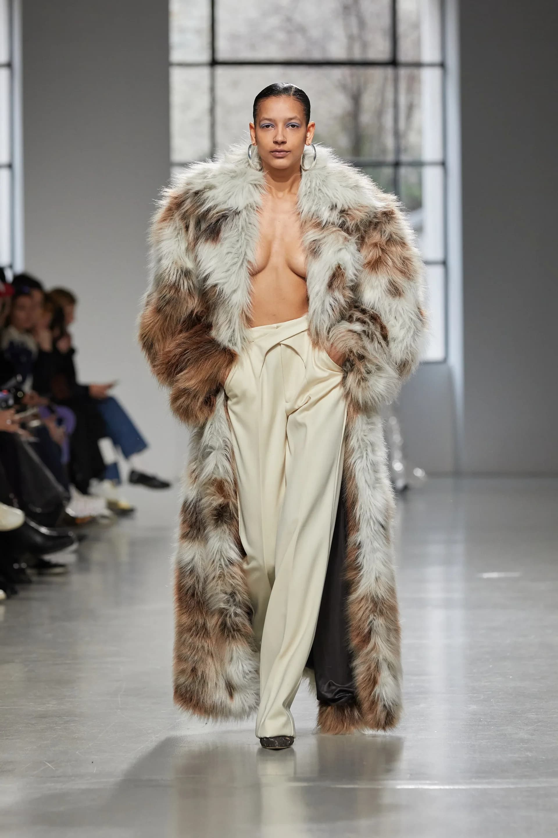 Fall Winter 2023 — image 4.3
