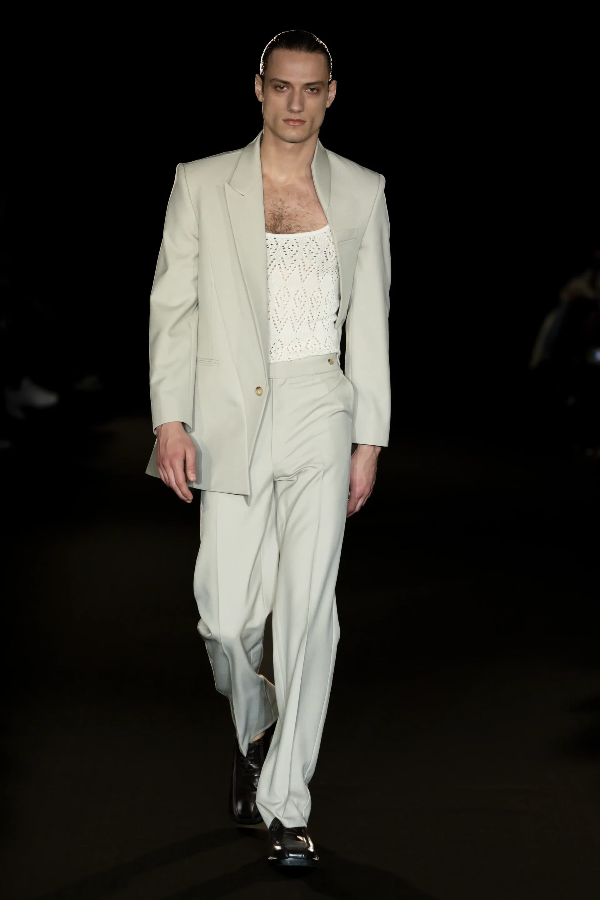 Fall Winter 2025 — image 8.3
