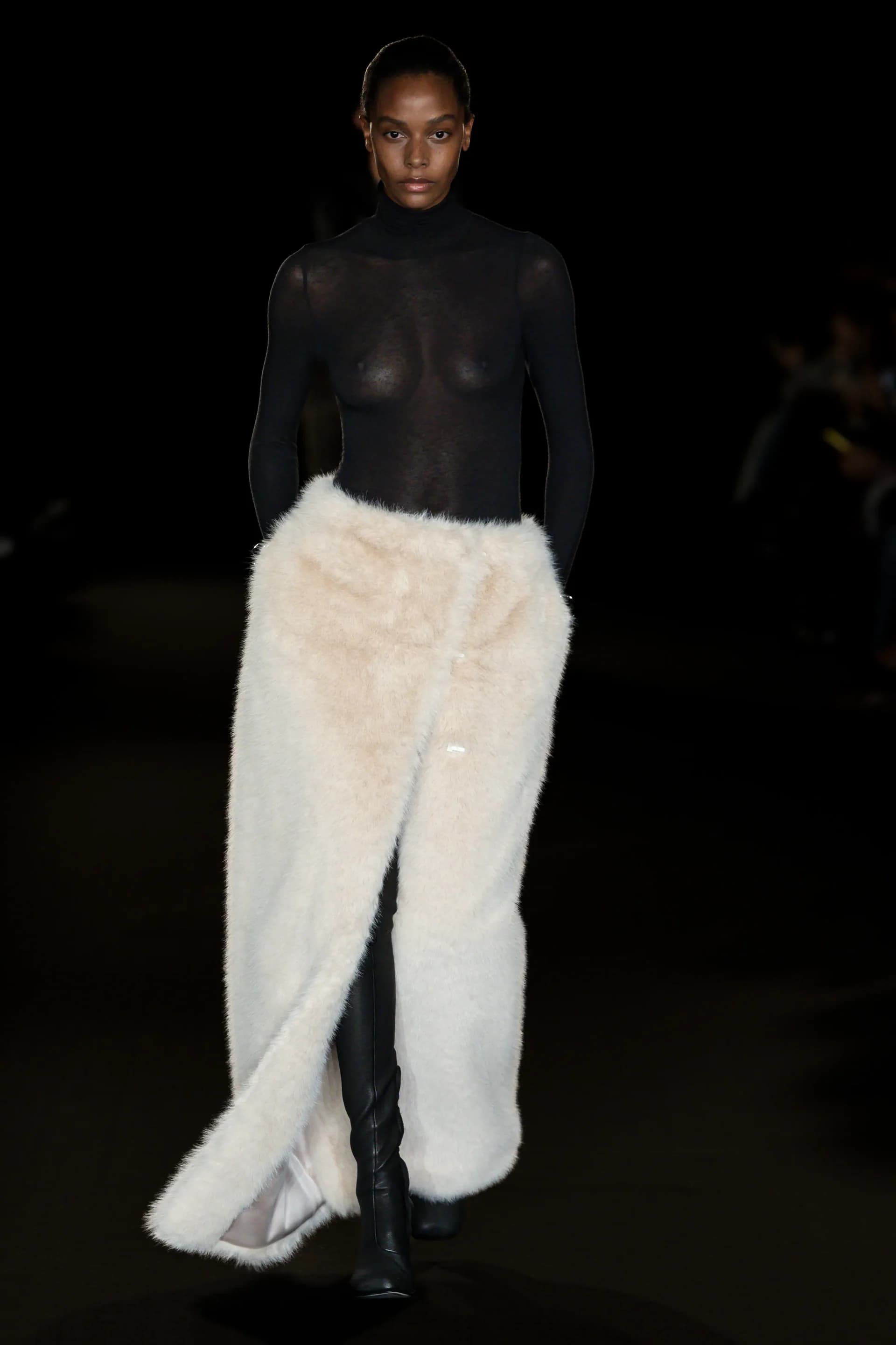 Fall Winter 2025 — image 9.2