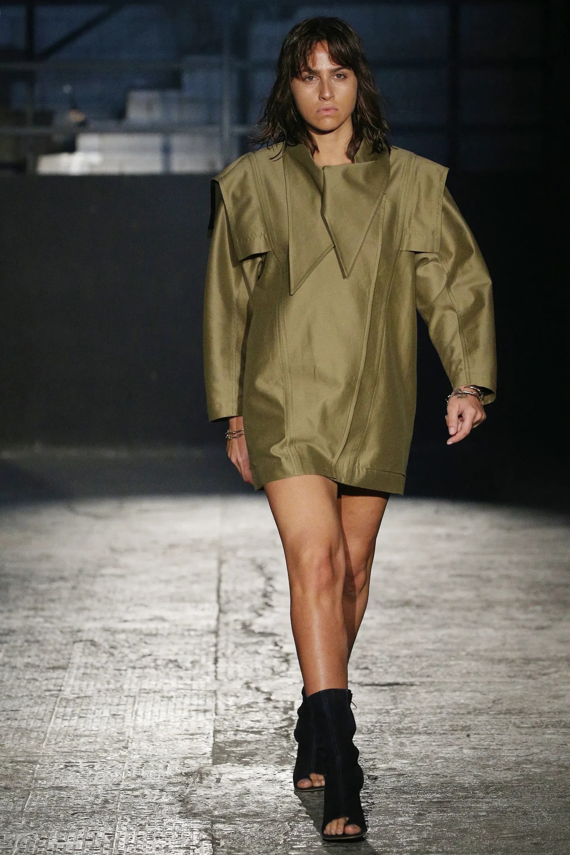 Spring Summer 2018 — image 8.1