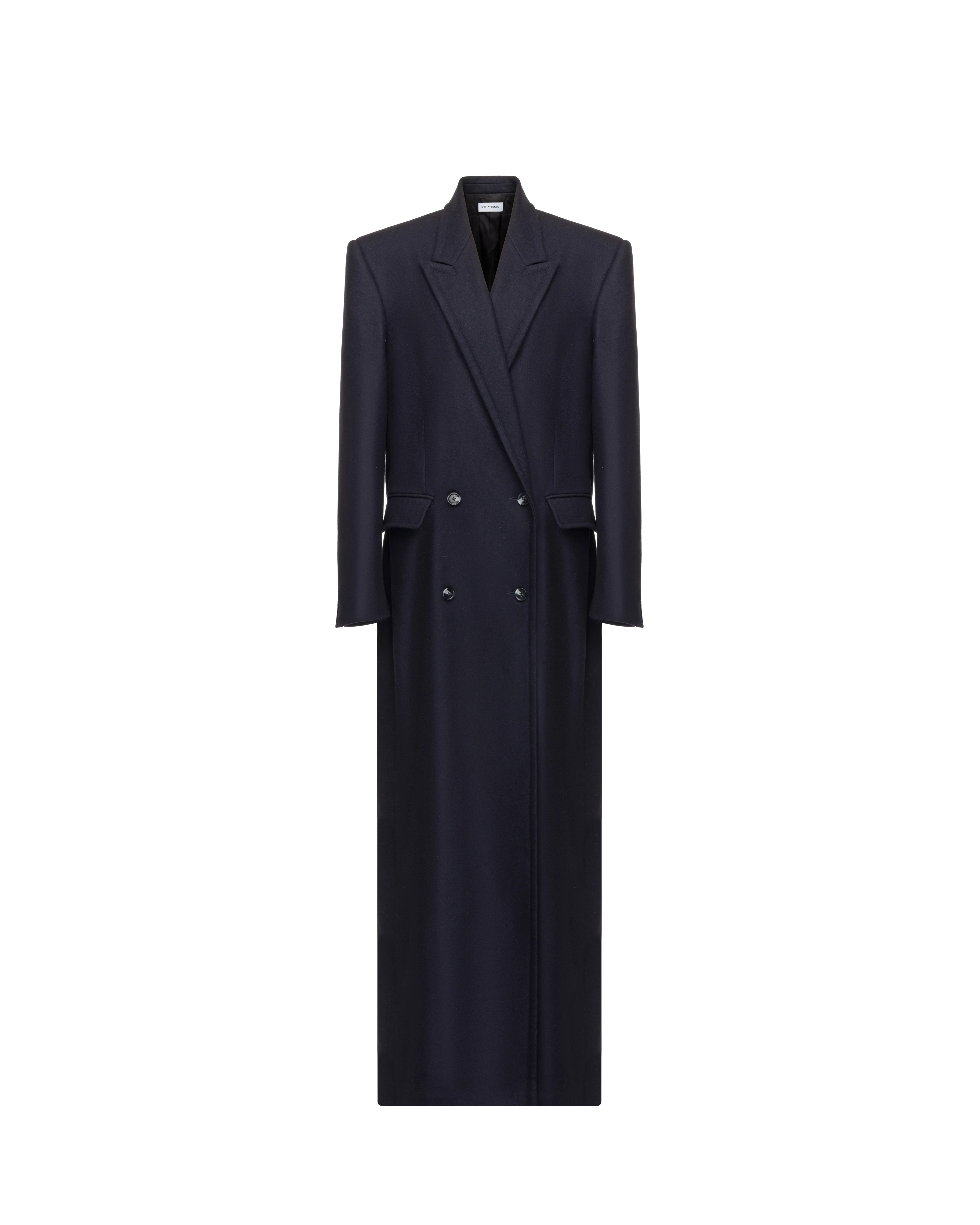 Double-breasted coat in cashmere