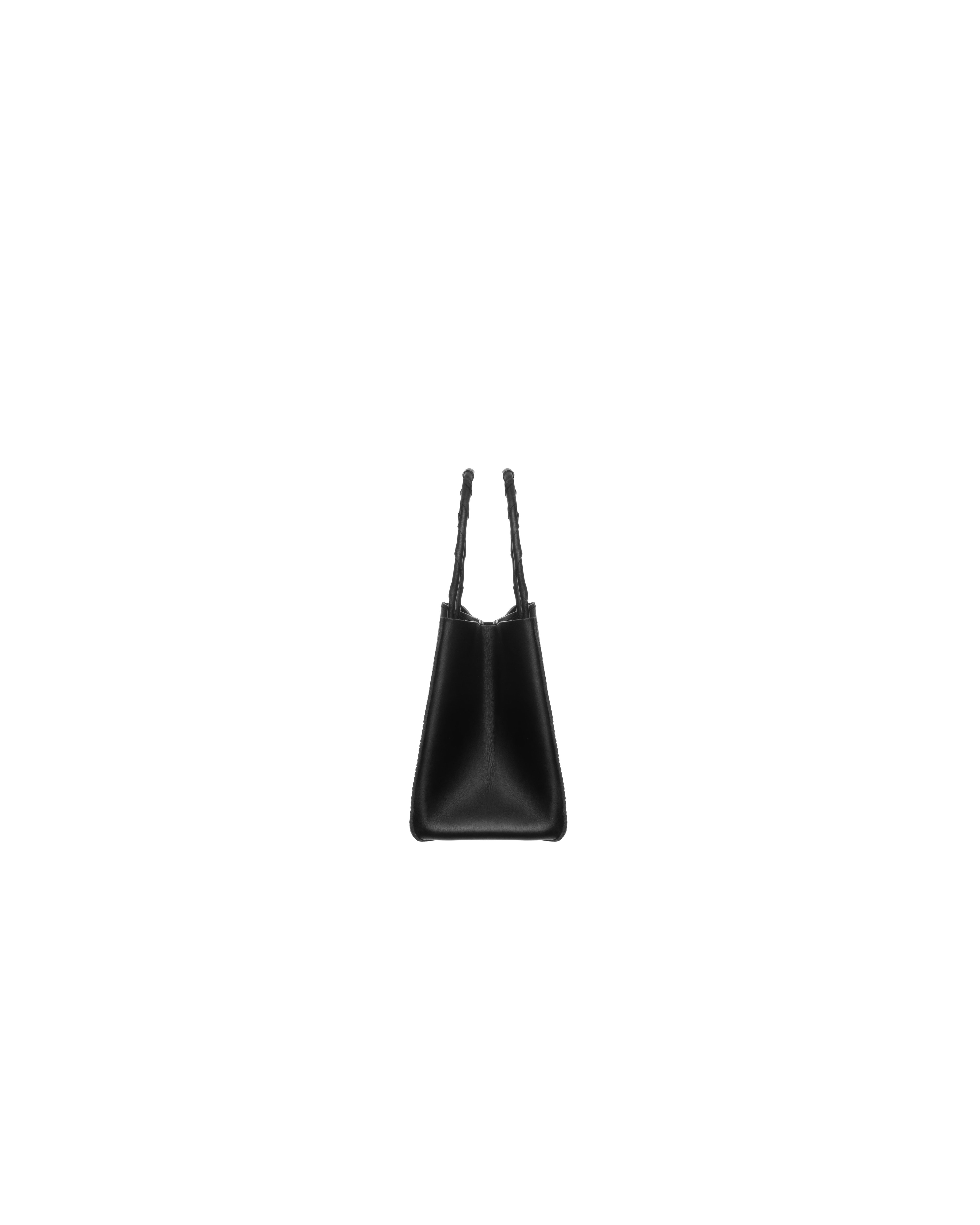 Shopper bag S in leather in black
