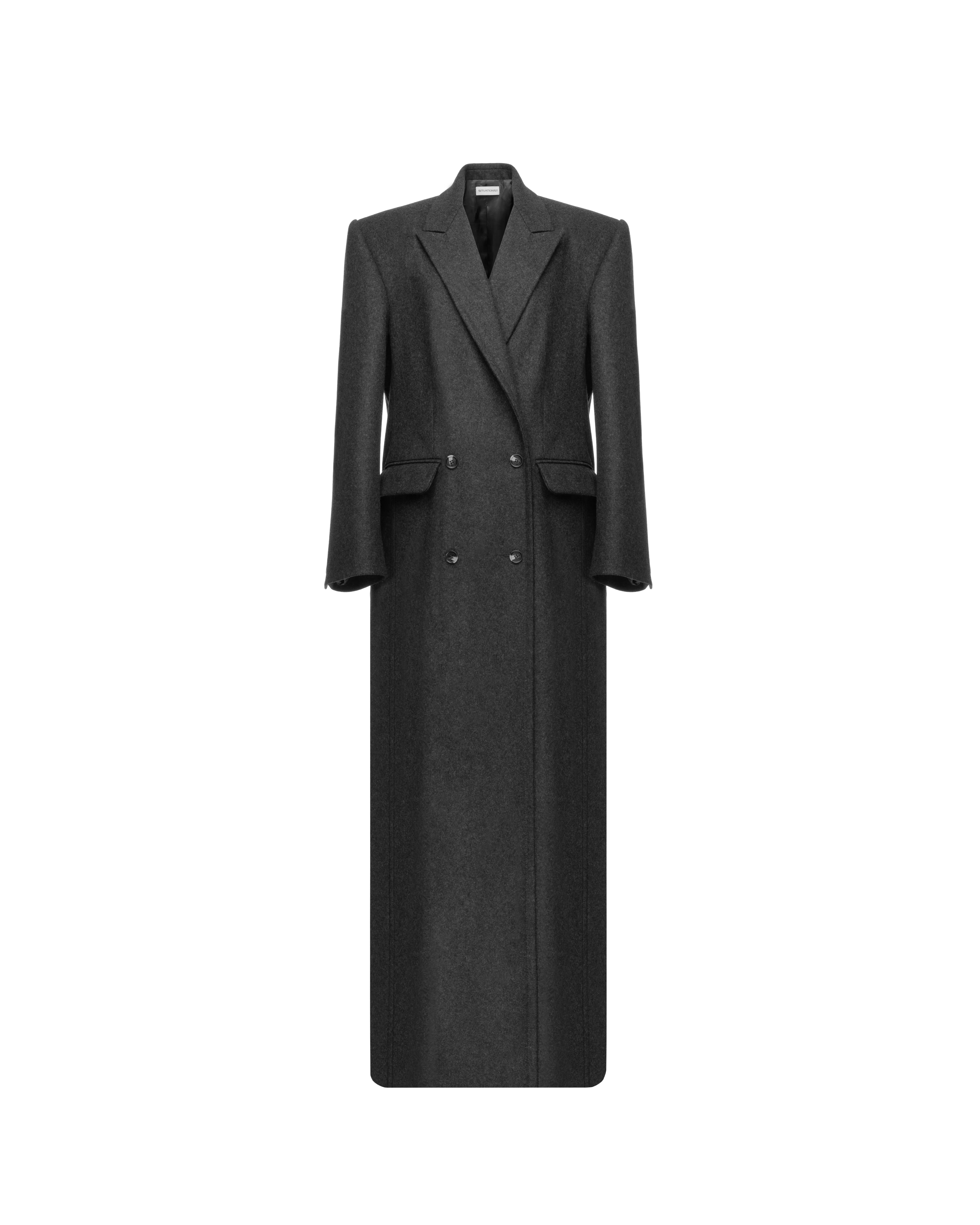 Double-breasted coat in cashmere